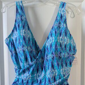 NWT L.L. Bean Women's Shaping Swimwear - Size 18W
